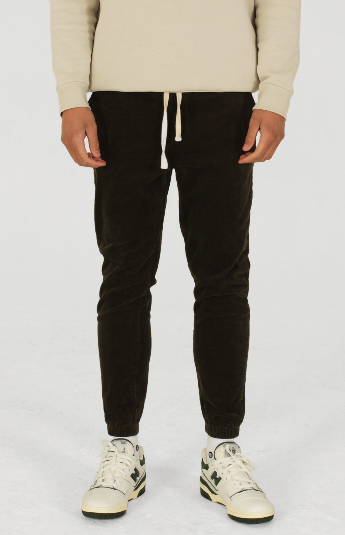 Saluda Corduroy Jogger | Forest