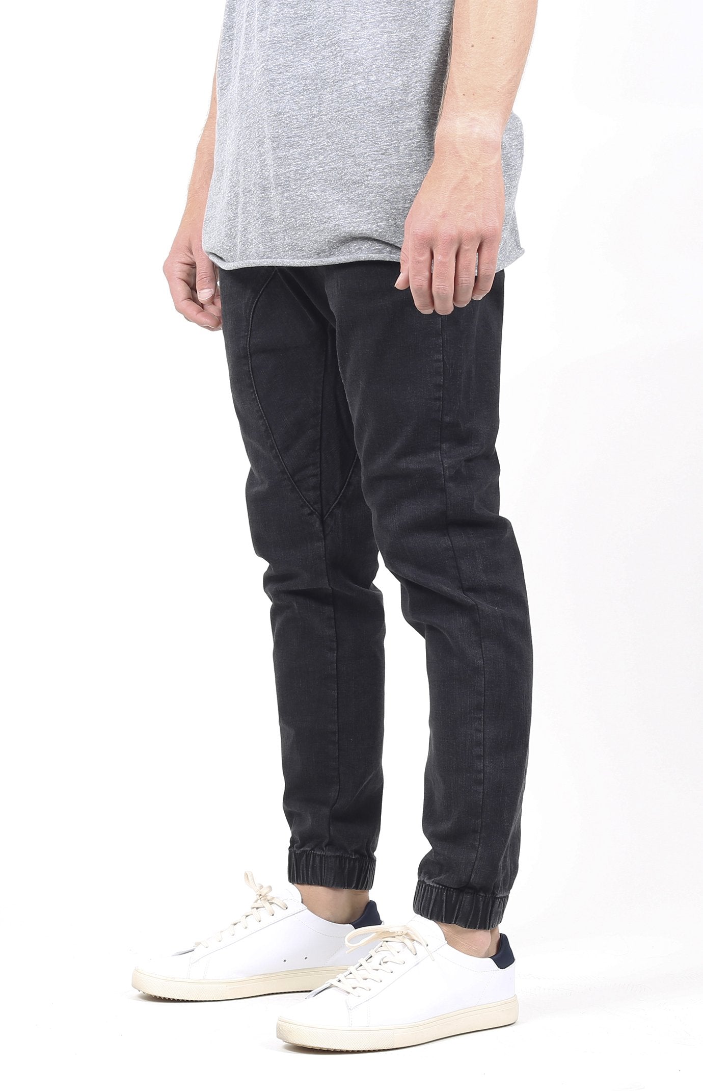 Vintage Denim Jogger 2.0 | Dark Black